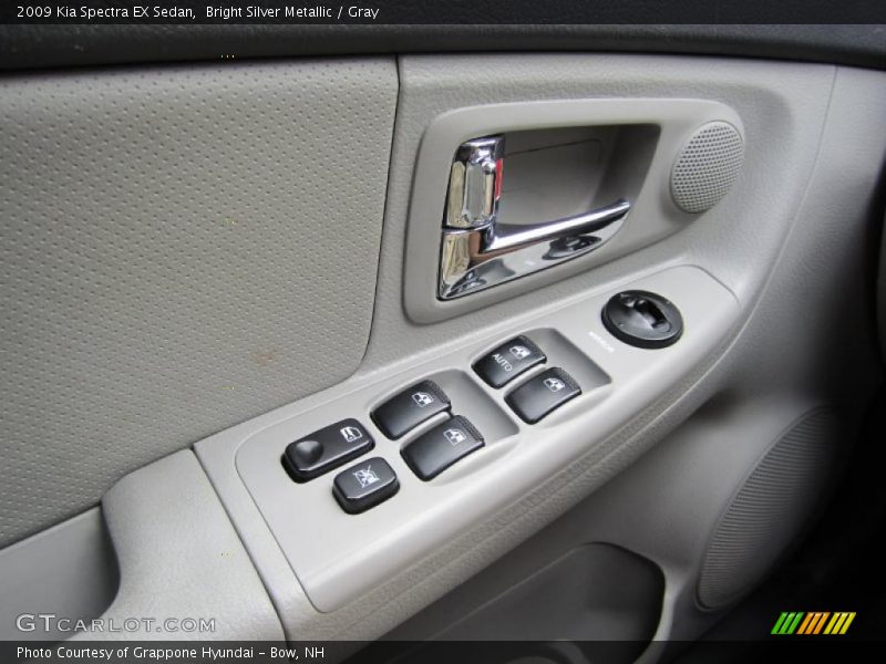 Bright Silver Metallic / Gray 2009 Kia Spectra EX Sedan