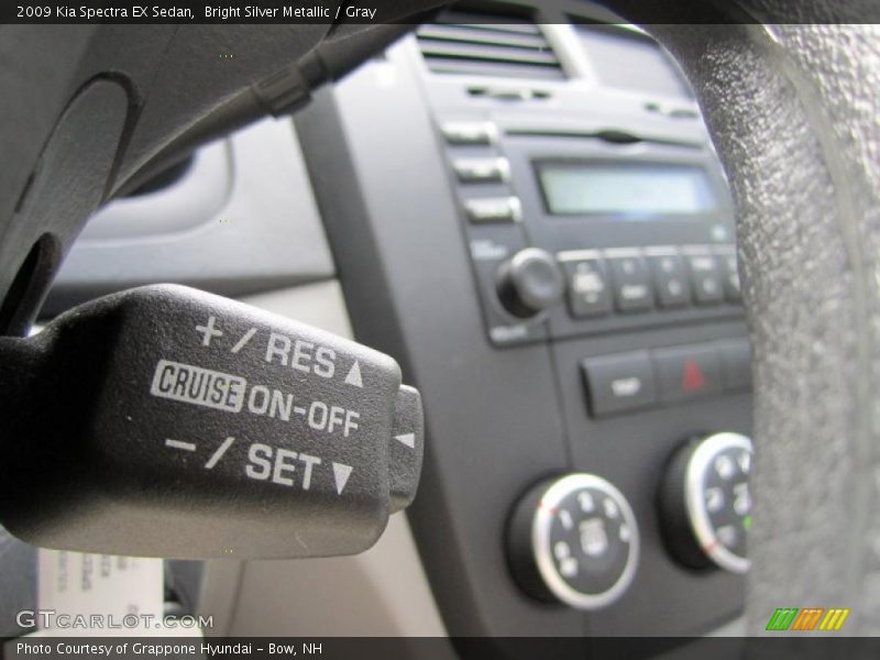 Bright Silver Metallic / Gray 2009 Kia Spectra EX Sedan
