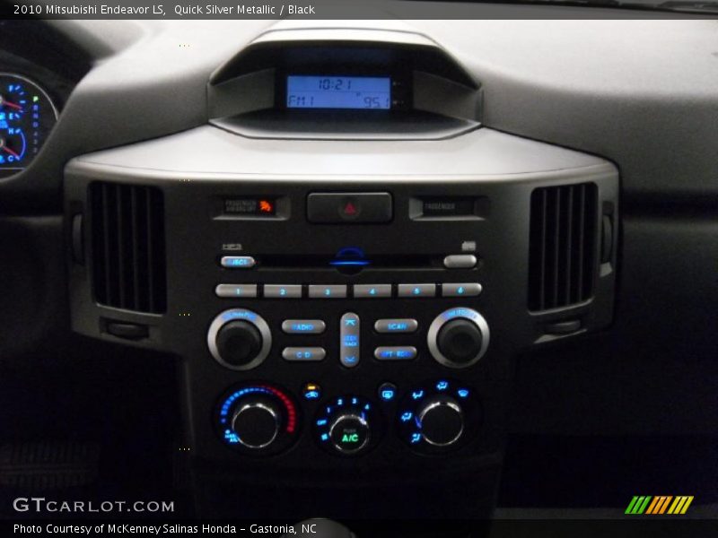 Quick Silver Metallic / Black 2010 Mitsubishi Endeavor LS