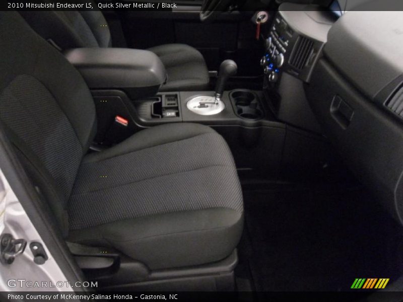 Quick Silver Metallic / Black 2010 Mitsubishi Endeavor LS