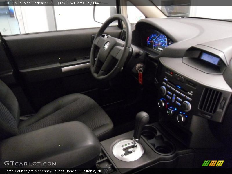 Quick Silver Metallic / Black 2010 Mitsubishi Endeavor LS