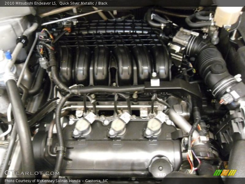 Quick Silver Metallic / Black 2010 Mitsubishi Endeavor LS