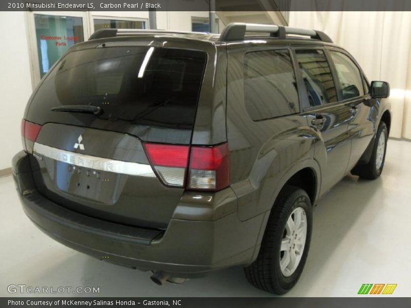 Carbon Pearl / Black 2010 Mitsubishi Endeavor LS