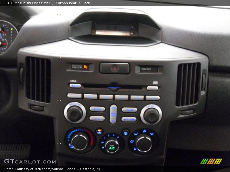 Carbon Pearl / Black 2010 Mitsubishi Endeavor LS