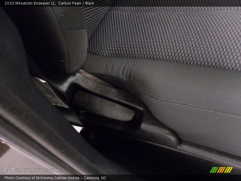 Carbon Pearl / Black 2010 Mitsubishi Endeavor LS