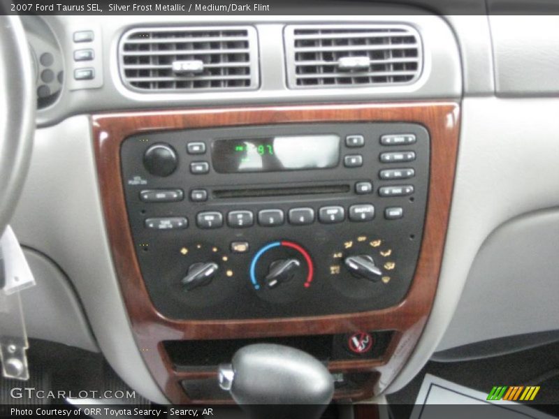 Silver Frost Metallic / Medium/Dark Flint 2007 Ford Taurus SEL