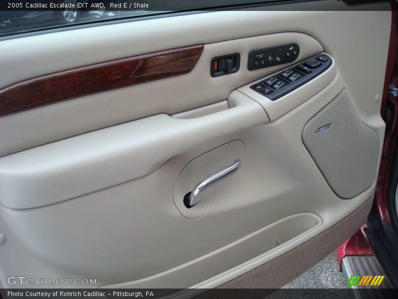 Red E / Shale 2005 Cadillac Escalade EXT AWD