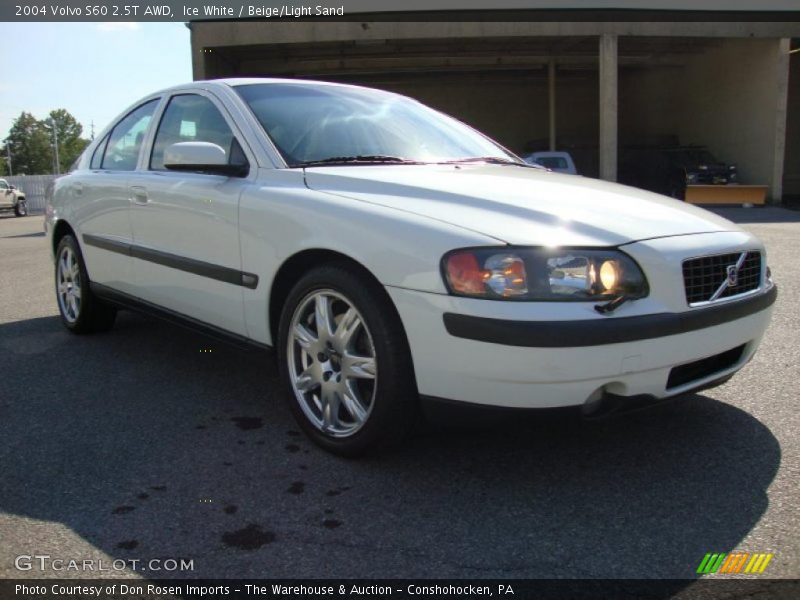 Ice White / Beige/Light Sand 2004 Volvo S60 2.5T AWD