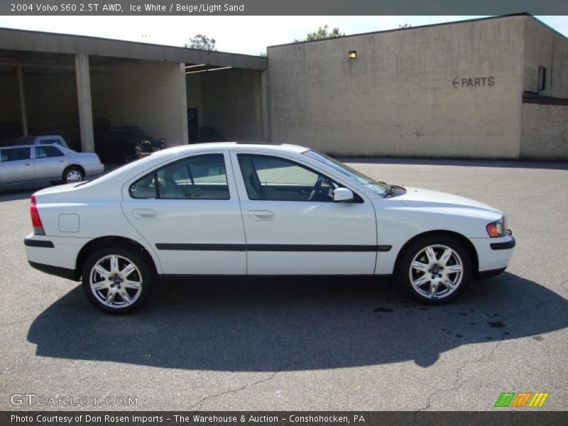 Ice White / Beige/Light Sand 2004 Volvo S60 2.5T AWD