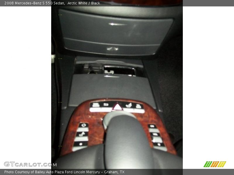 Arctic White / Black 2008 Mercedes-Benz S 550 Sedan