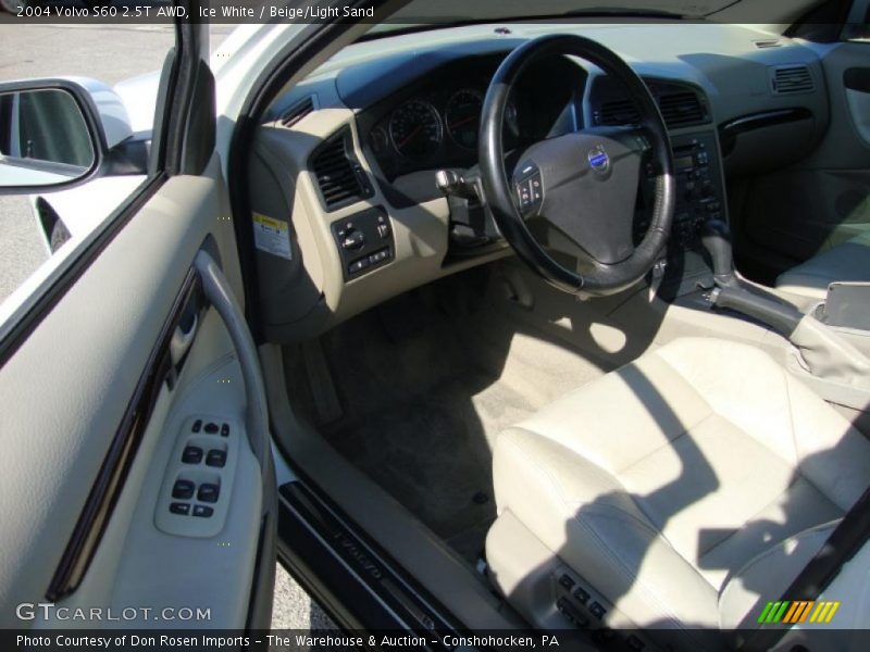 Ice White / Beige/Light Sand 2004 Volvo S60 2.5T AWD