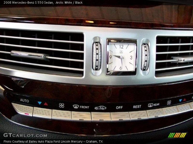 Arctic White / Black 2008 Mercedes-Benz S 550 Sedan