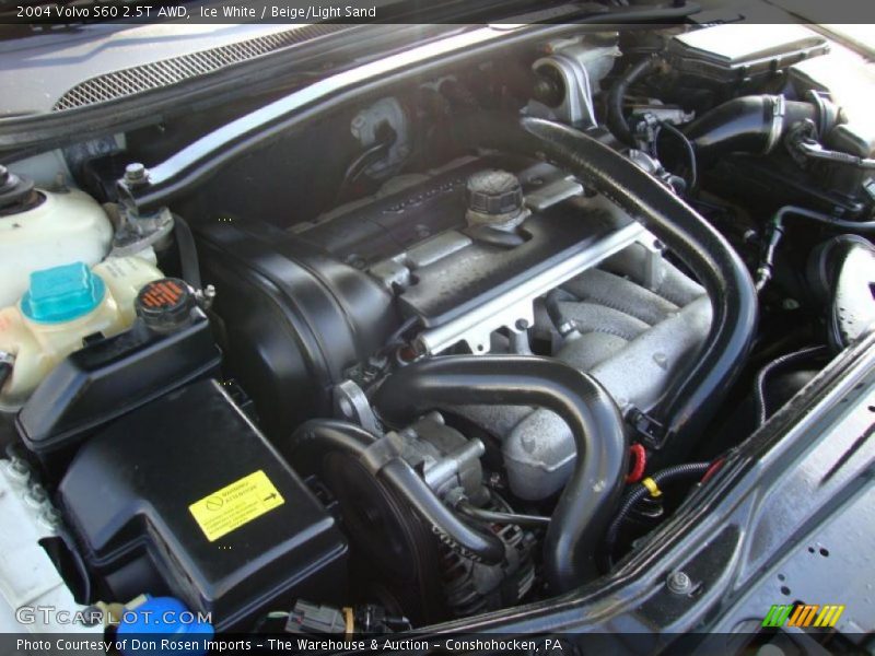 Ice White / Beige/Light Sand 2004 Volvo S60 2.5T AWD