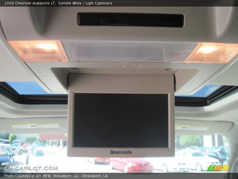 Summit White / Light Cashmere 2009 Chevrolet Avalanche LT
