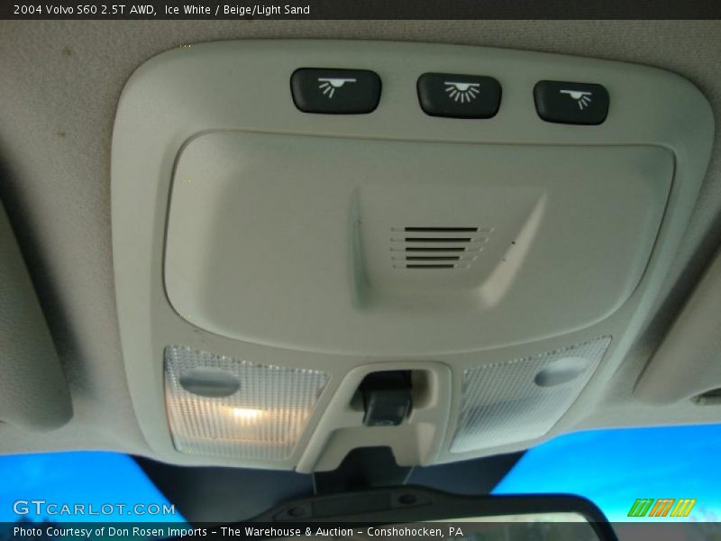 Ice White / Beige/Light Sand 2004 Volvo S60 2.5T AWD