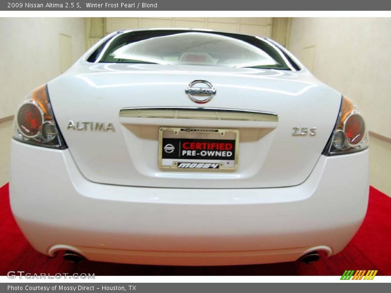 Winter Frost Pearl / Blond 2009 Nissan Altima 2.5 S