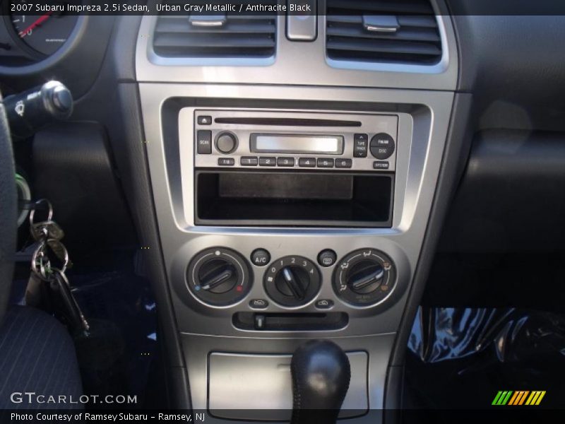 Urban Gray Metallic / Anthracite Black 2007 Subaru Impreza 2.5i Sedan