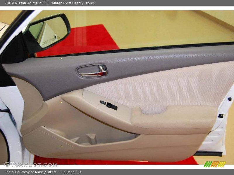 Winter Frost Pearl / Blond 2009 Nissan Altima 2.5 S