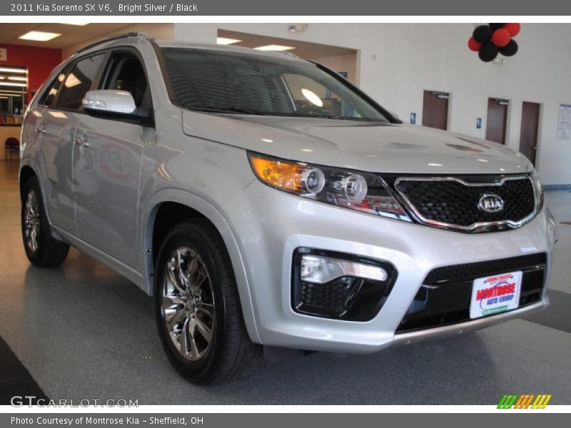 Bright Silver / Black 2011 Kia Sorento SX V6