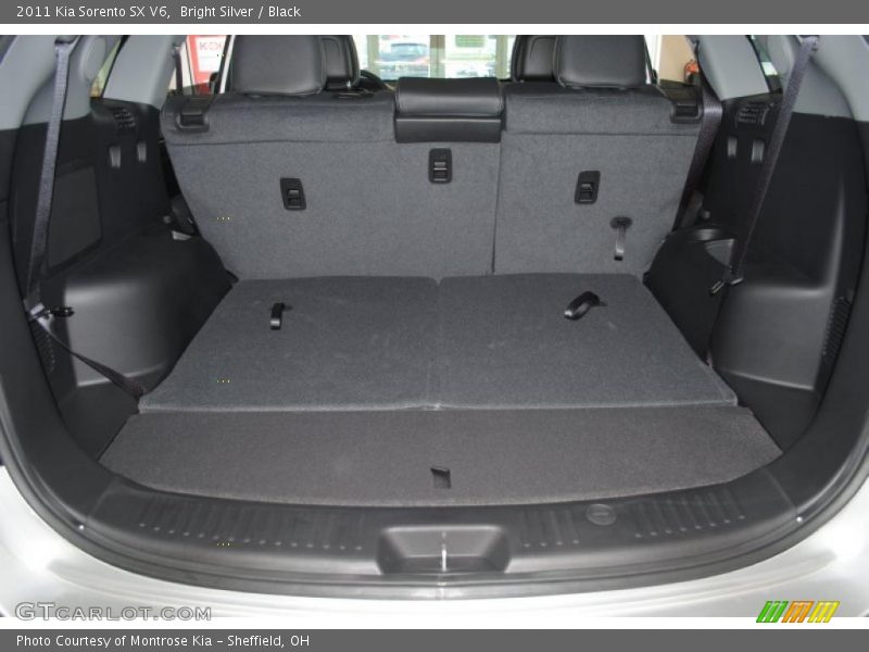 Bright Silver / Black 2011 Kia Sorento SX V6