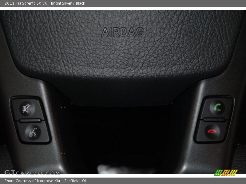 Bright Silver / Black 2011 Kia Sorento SX V6