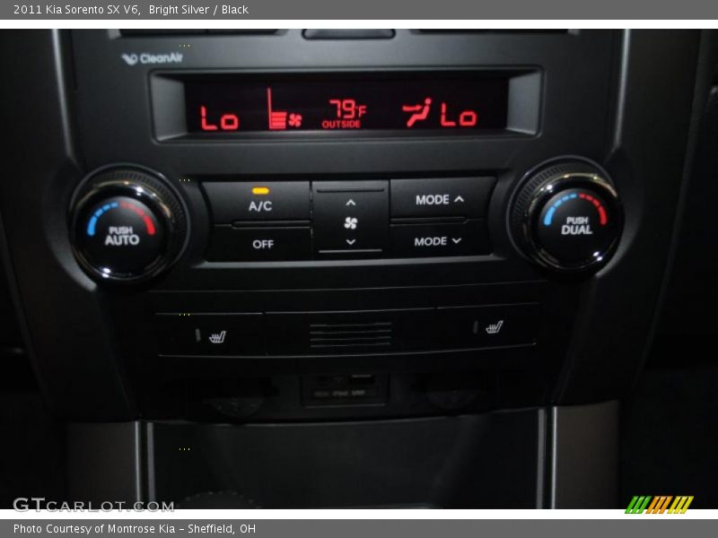 Bright Silver / Black 2011 Kia Sorento SX V6