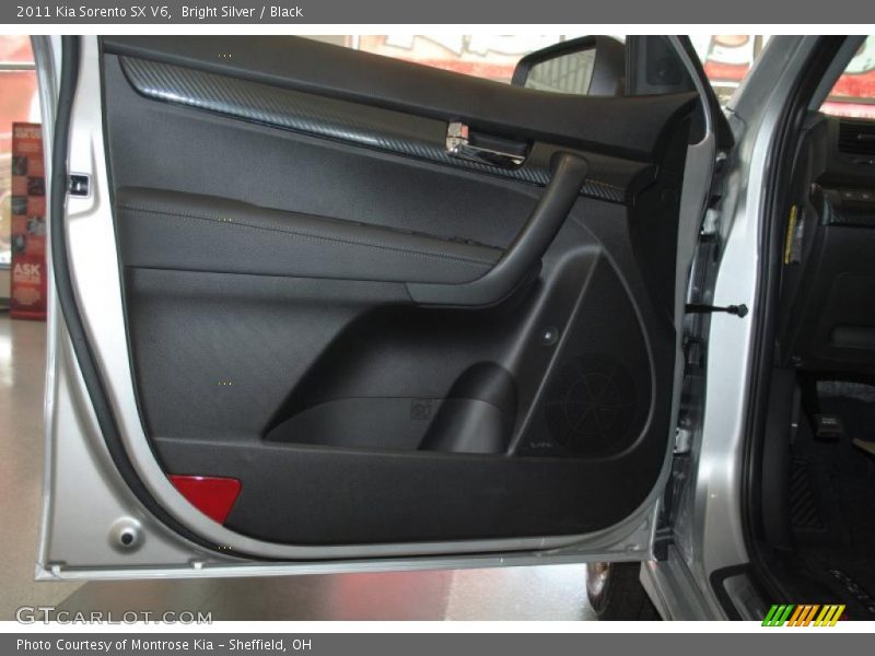 Bright Silver / Black 2011 Kia Sorento SX V6