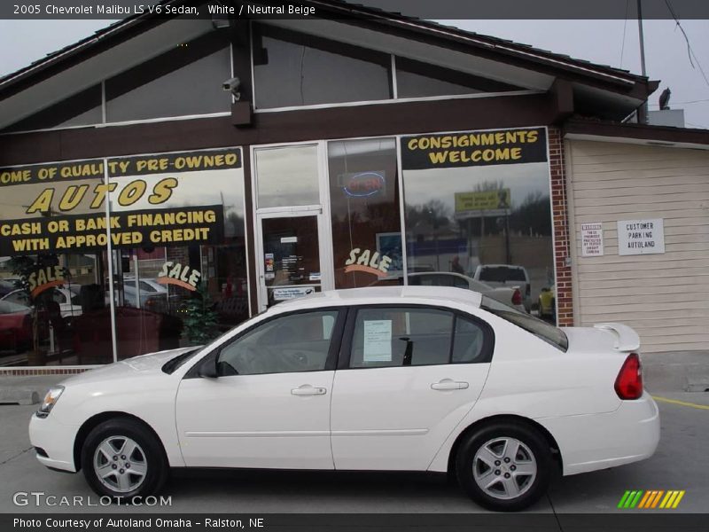 White / Neutral Beige 2005 Chevrolet Malibu LS V6 Sedan