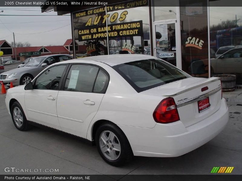 White / Neutral Beige 2005 Chevrolet Malibu LS V6 Sedan