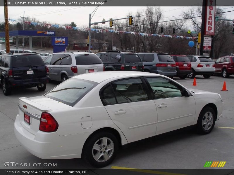 White / Neutral Beige 2005 Chevrolet Malibu LS V6 Sedan