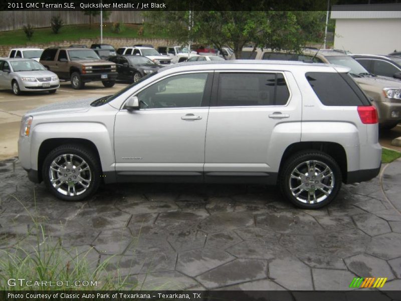 Quicksilver Metallic / Jet Black 2011 GMC Terrain SLE