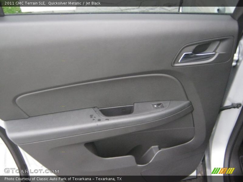 Quicksilver Metallic / Jet Black 2011 GMC Terrain SLE