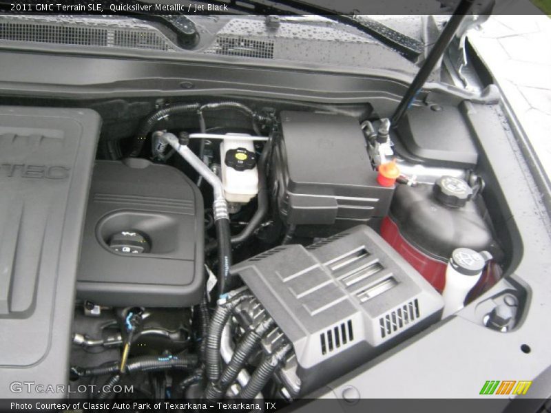 Quicksilver Metallic / Jet Black 2011 GMC Terrain SLE
