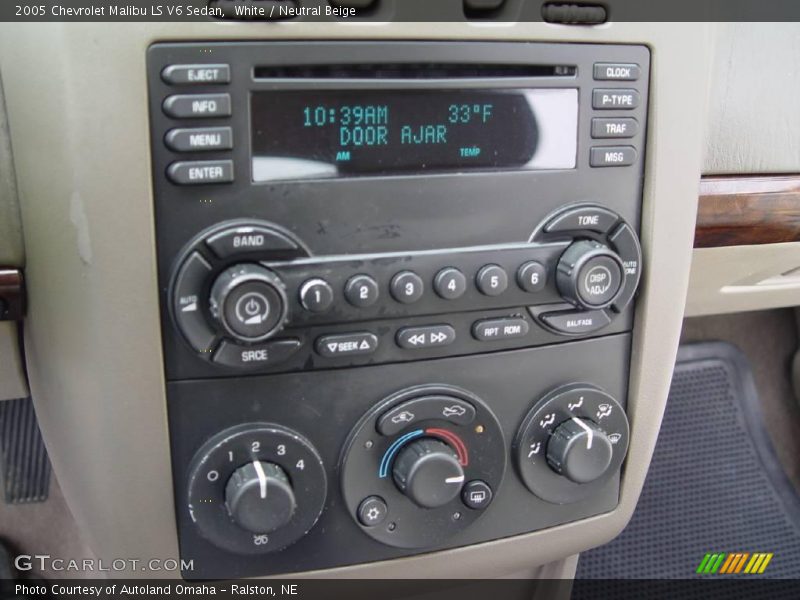 White / Neutral Beige 2005 Chevrolet Malibu LS V6 Sedan