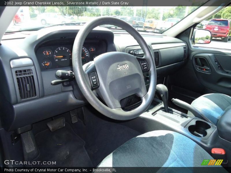 Silverstone Metallic / Dark Slate Gray 2002 Jeep Grand Cherokee Laredo