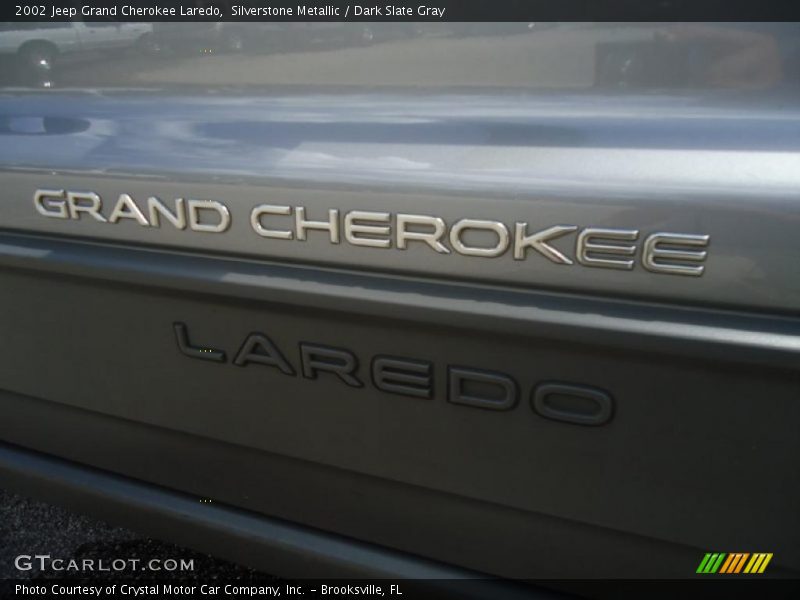 Silverstone Metallic / Dark Slate Gray 2002 Jeep Grand Cherokee Laredo