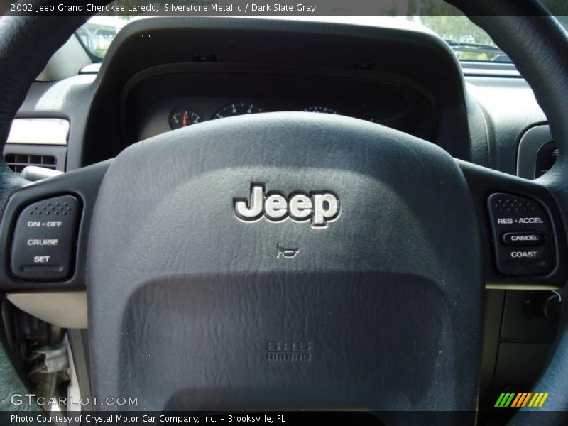 Silverstone Metallic / Dark Slate Gray 2002 Jeep Grand Cherokee Laredo