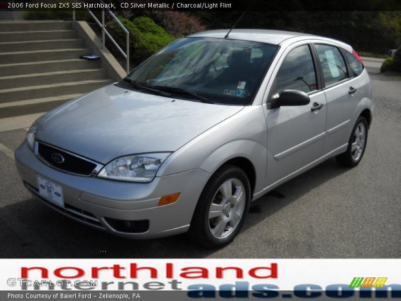 CD Silver Metallic / Charcoal/Light Flint 2006 Ford Focus ZX5 SES Hatchback