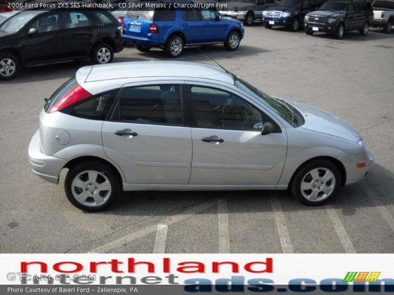 CD Silver Metallic / Charcoal/Light Flint 2006 Ford Focus ZX5 SES Hatchback