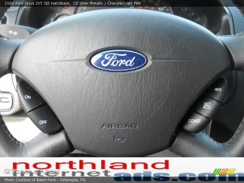 CD Silver Metallic / Charcoal/Light Flint 2006 Ford Focus ZX5 SES Hatchback