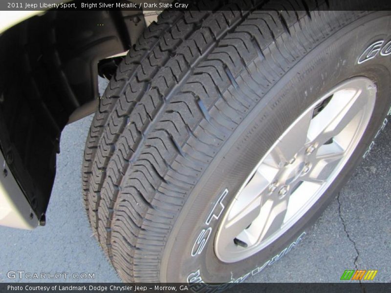 Bright Silver Metallic / Dark Slate Gray 2011 Jeep Liberty Sport