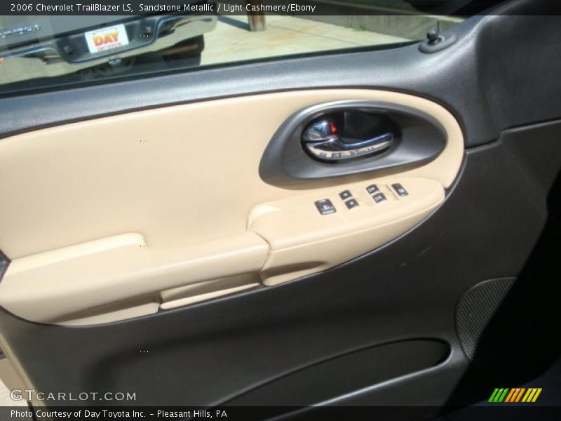 Sandstone Metallic / Light Cashmere/Ebony 2006 Chevrolet TrailBlazer LS