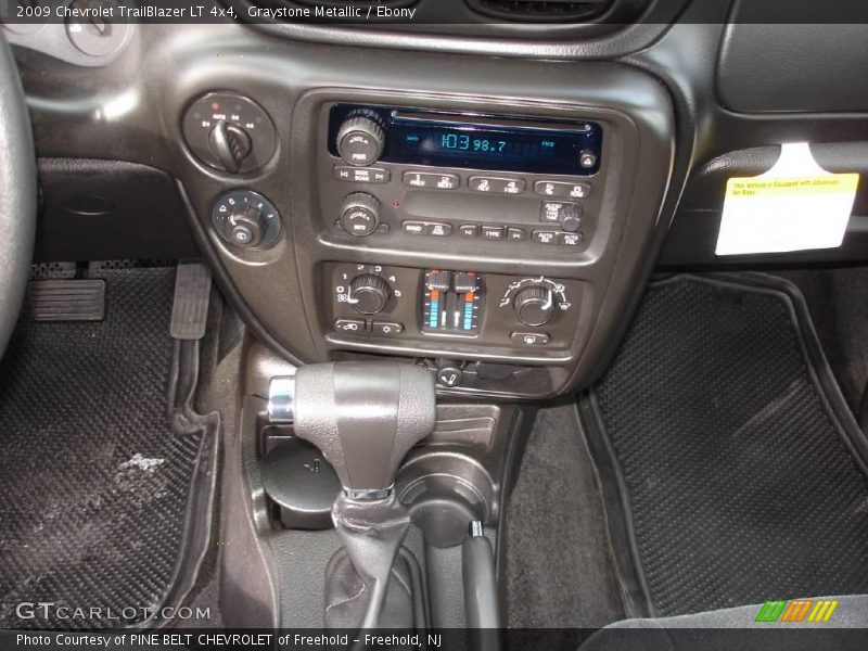 Graystone Metallic / Ebony 2009 Chevrolet TrailBlazer LT 4x4