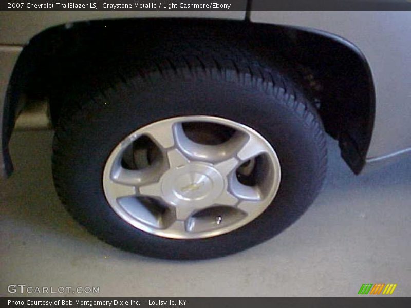 Graystone Metallic / Light Cashmere/Ebony 2007 Chevrolet TrailBlazer LS