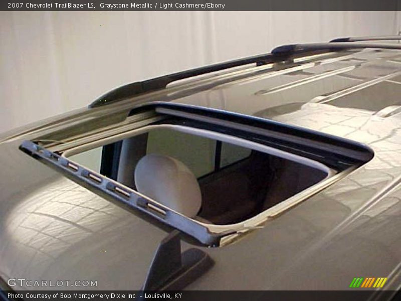 Graystone Metallic / Light Cashmere/Ebony 2007 Chevrolet TrailBlazer LS