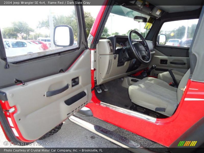 Flame Red / Dark Slate Gray 2004 Jeep Wrangler SE 4x4