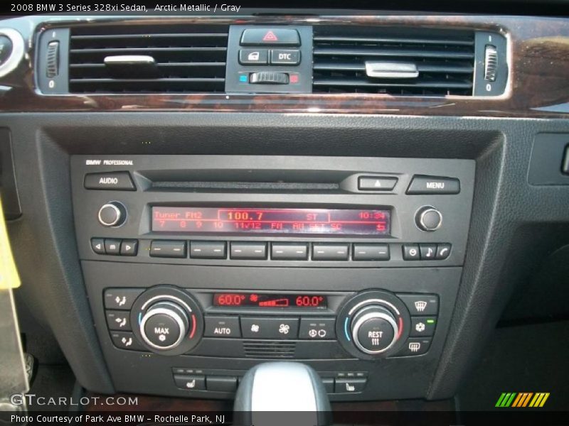 Arctic Metallic / Gray 2008 BMW 3 Series 328xi Sedan