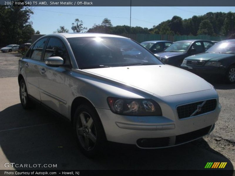 Silver Metallic / Off-Black 2007 Volvo S40 T5 AWD
