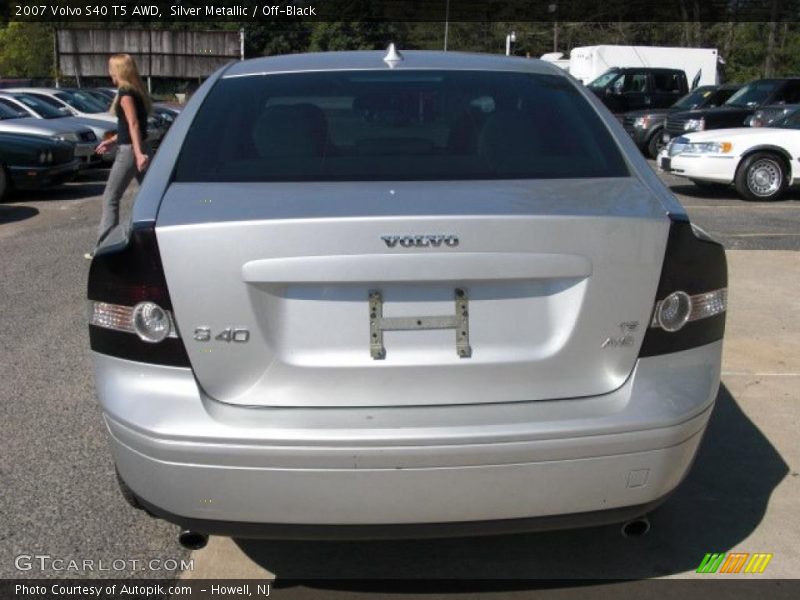Silver Metallic / Off-Black 2007 Volvo S40 T5 AWD