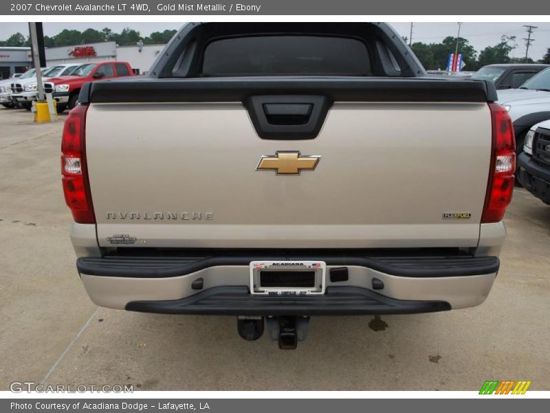 Gold Mist Metallic / Ebony 2007 Chevrolet Avalanche LT 4WD